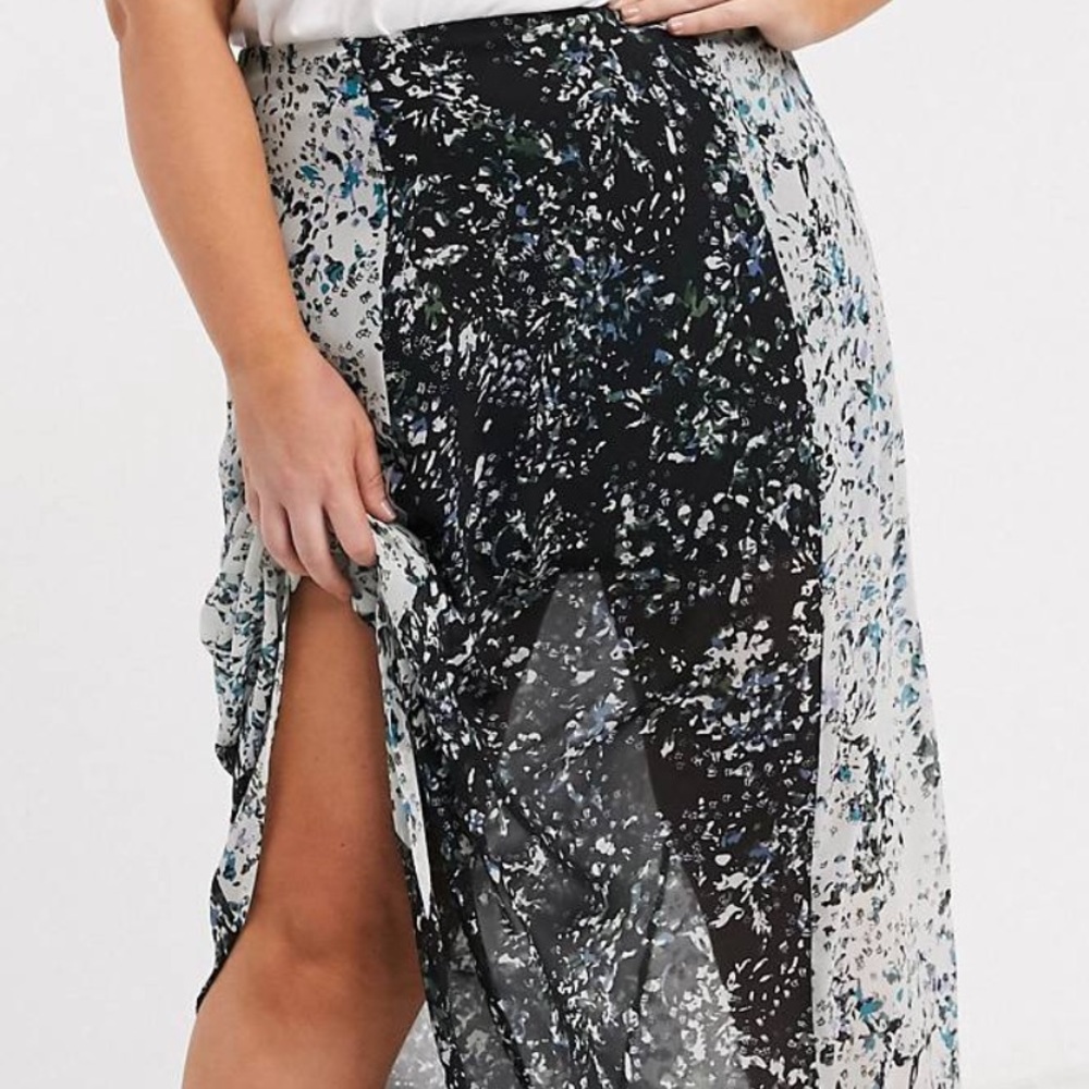 Floral Asymmetrical Skirt NWT